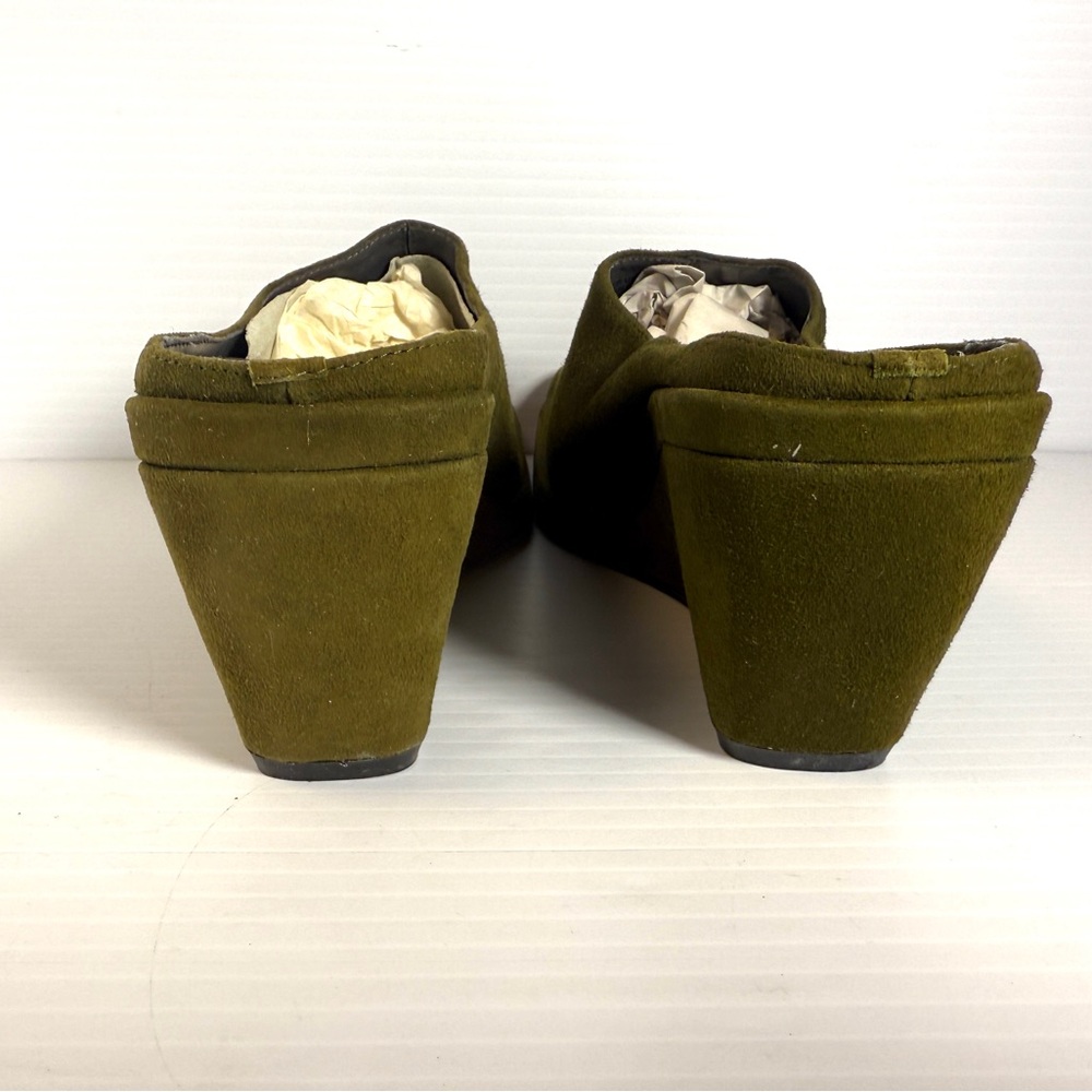 Ann Marino Women's Olive Suede Loafers - Picture 7 of 10